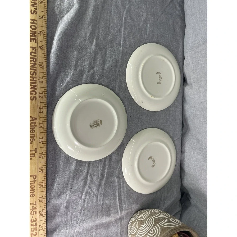 3 Vintage‎ Homer Laughlin Golden Wheat plates 1 w/ small chip